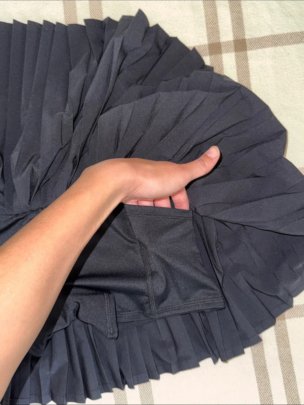 ALO Pleated Black Women’s Skirt